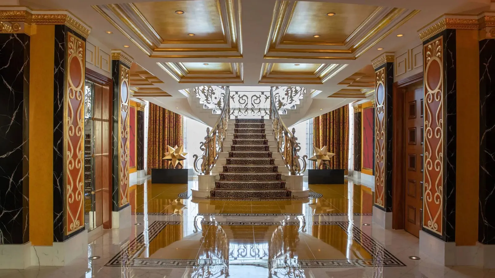 Burj Al Arab — lobby