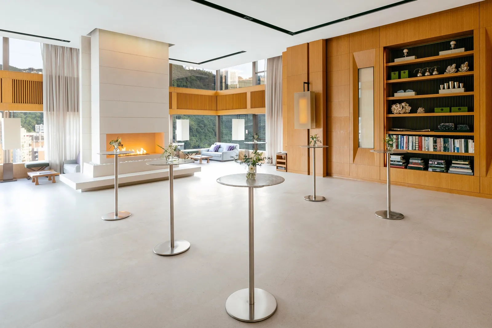 The Upper House — lobby, press photograph from the official property site