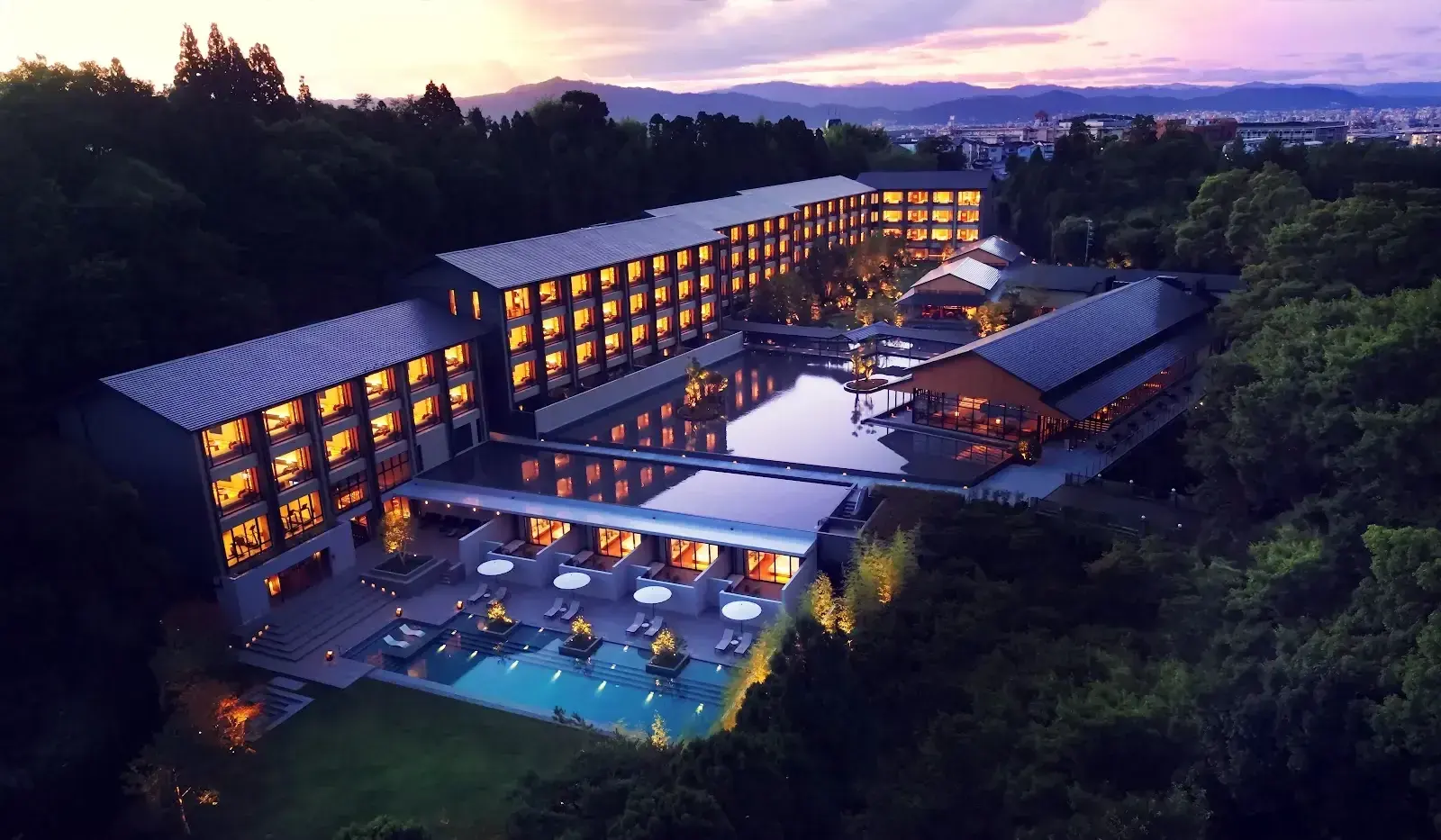 hotel evening at Roku Kyoto