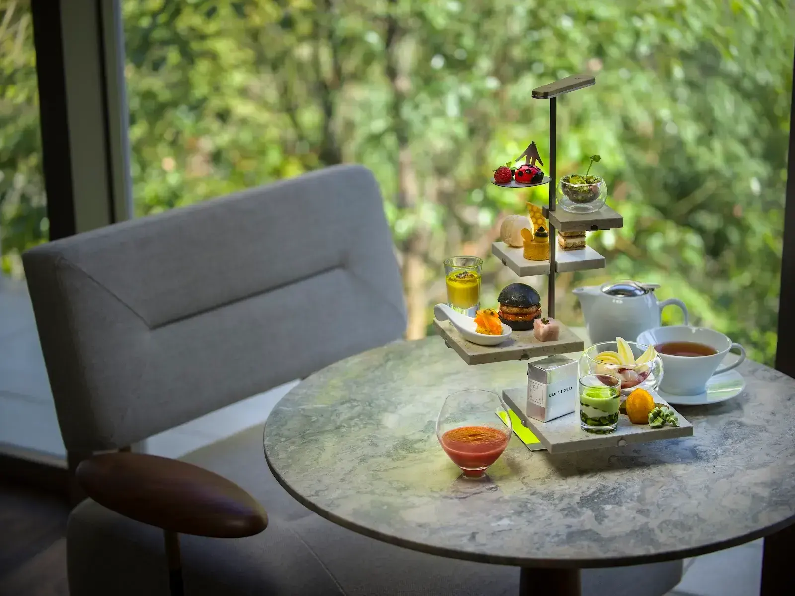 afternoon tea at Zentis Osaka