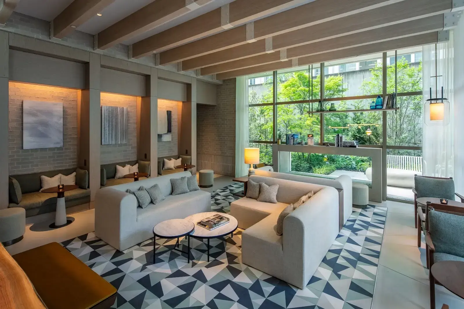 guest lounge at Zentis Osaka