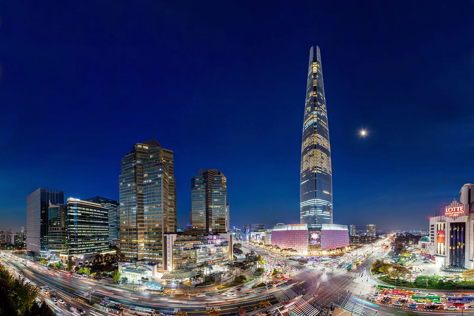 Seoul skyline view from Signiel Seoul