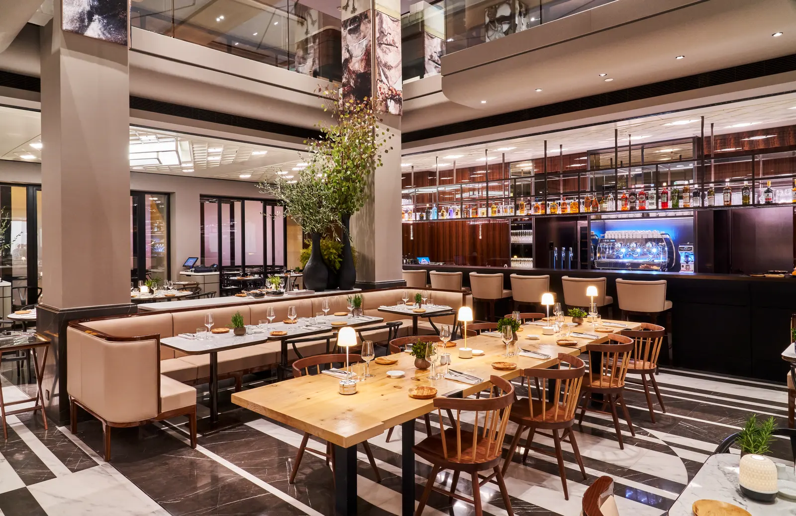 Brasserie Lutetia, the seafood dining room at Hôtel Lutetia on Boulevard Raspail, Paris