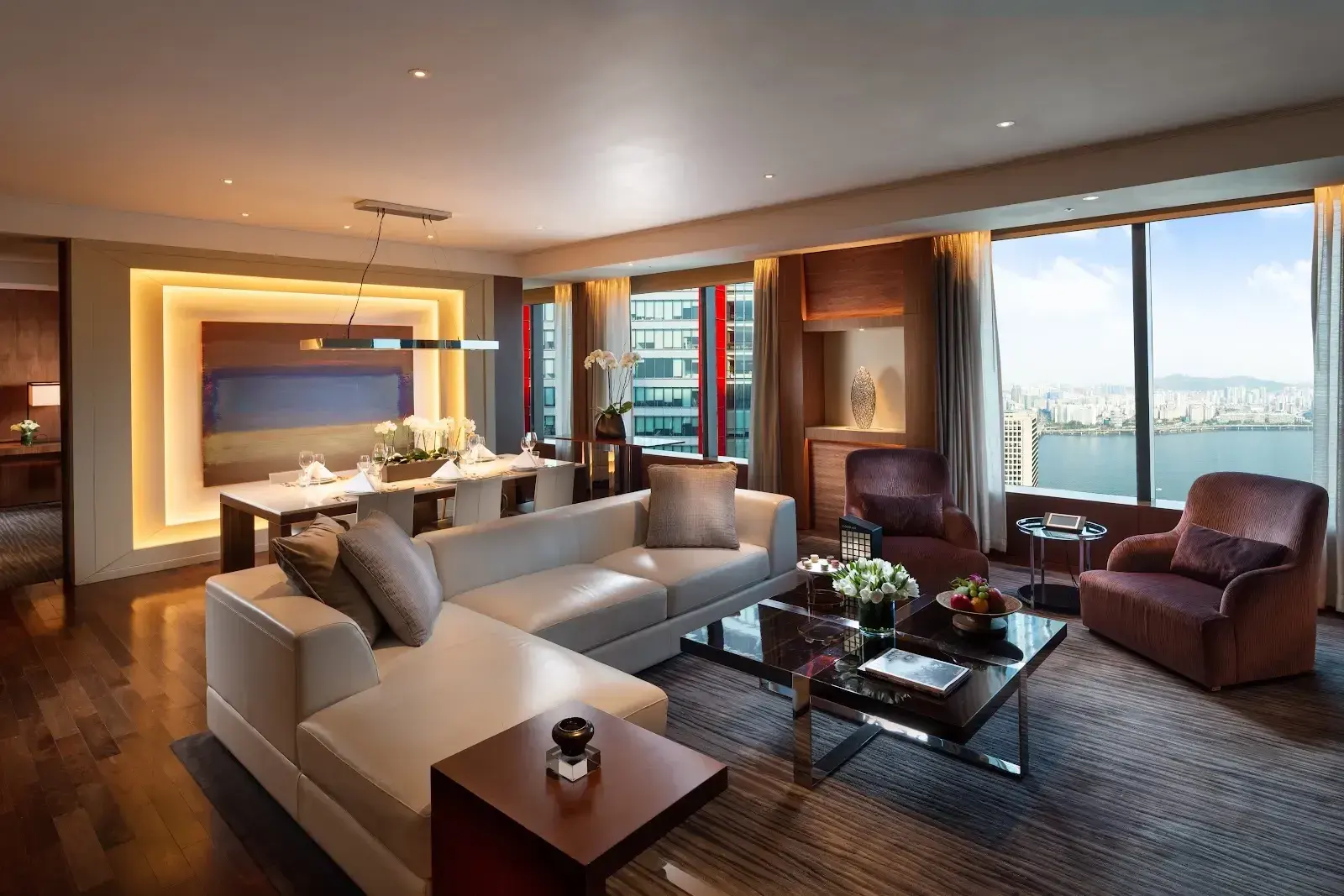 conrad suite living at Conrad Seoul