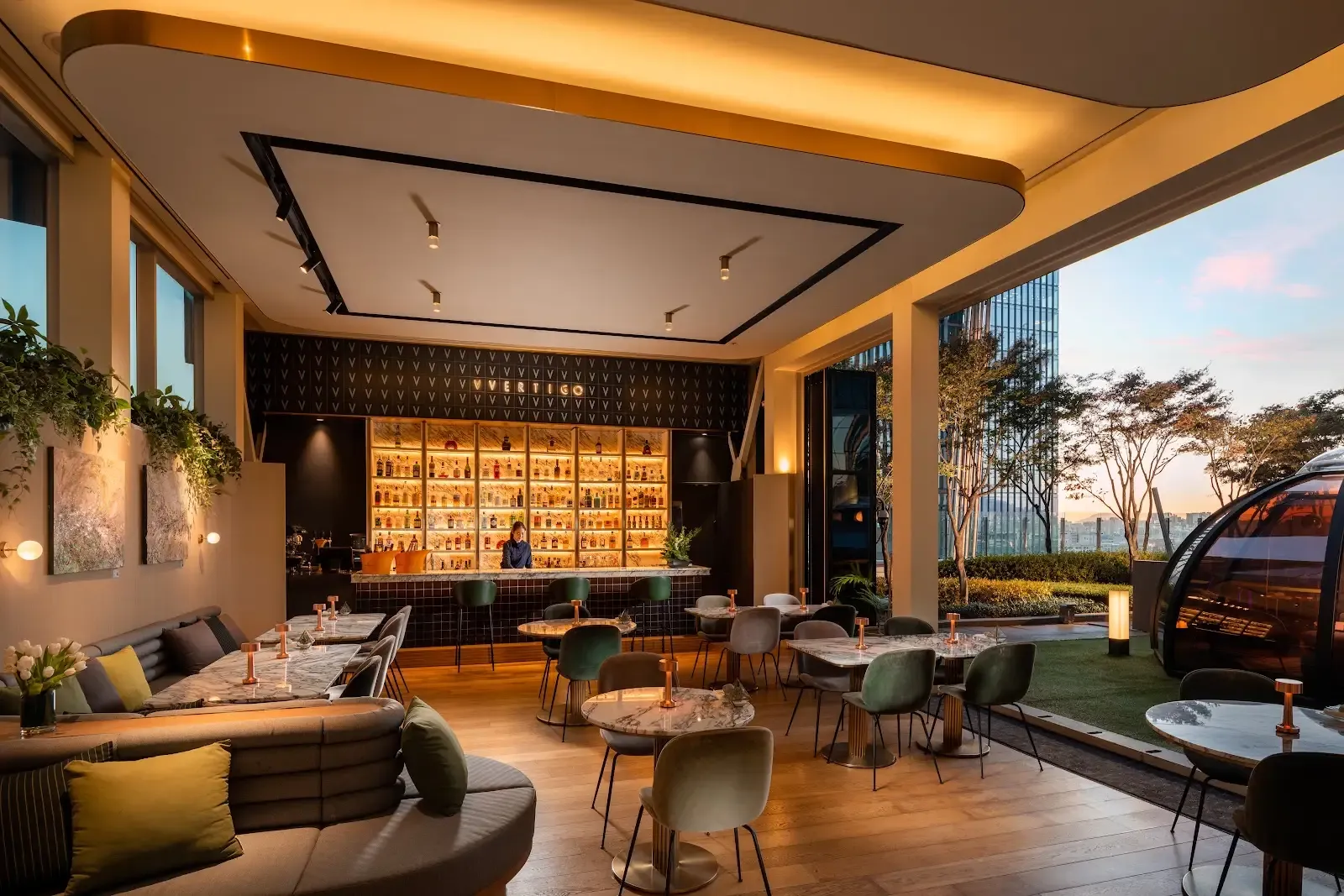 vvertigo interior at Conrad Seoul