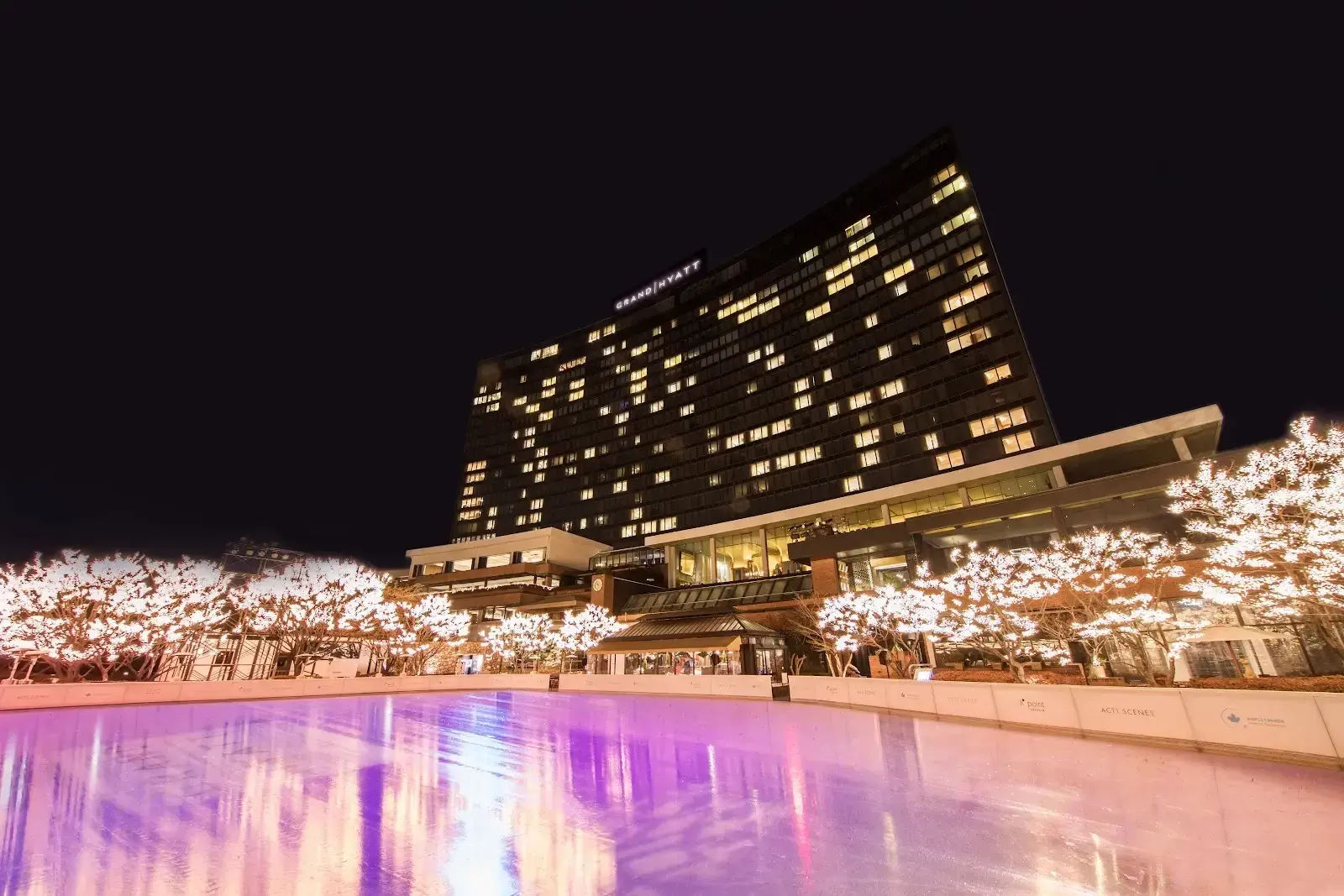 ice rink at Grand Hyatt Seoul