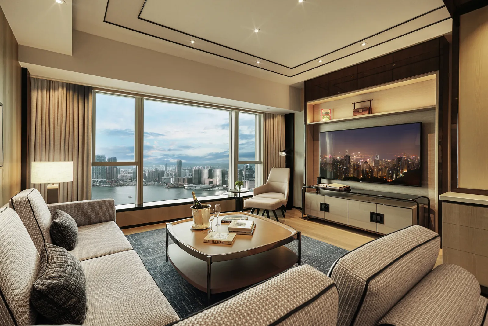 Four Seasons Hotel Hong Kong — room, press photograph from the official property site