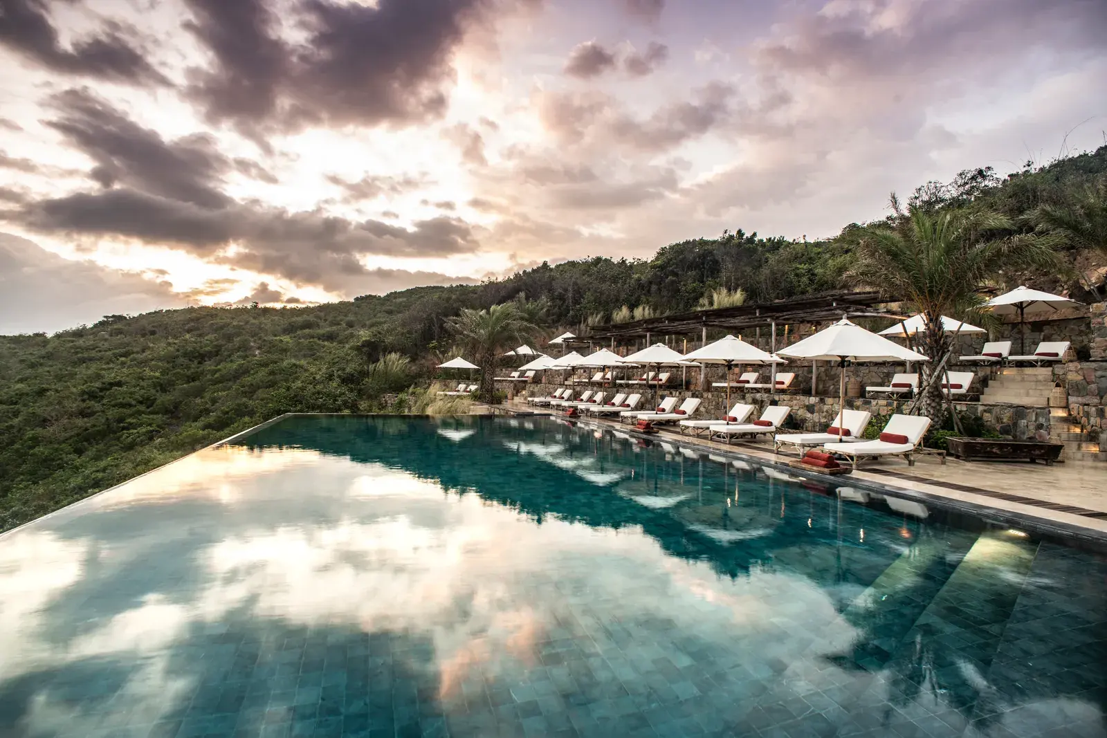 Main pool overlooking the bay at Zannier Hotels Bãi San Hô, Vietnam